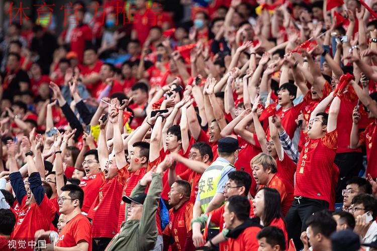 中国男足友谊赛2:0巴勒斯坦队 蒋光太国家队首球